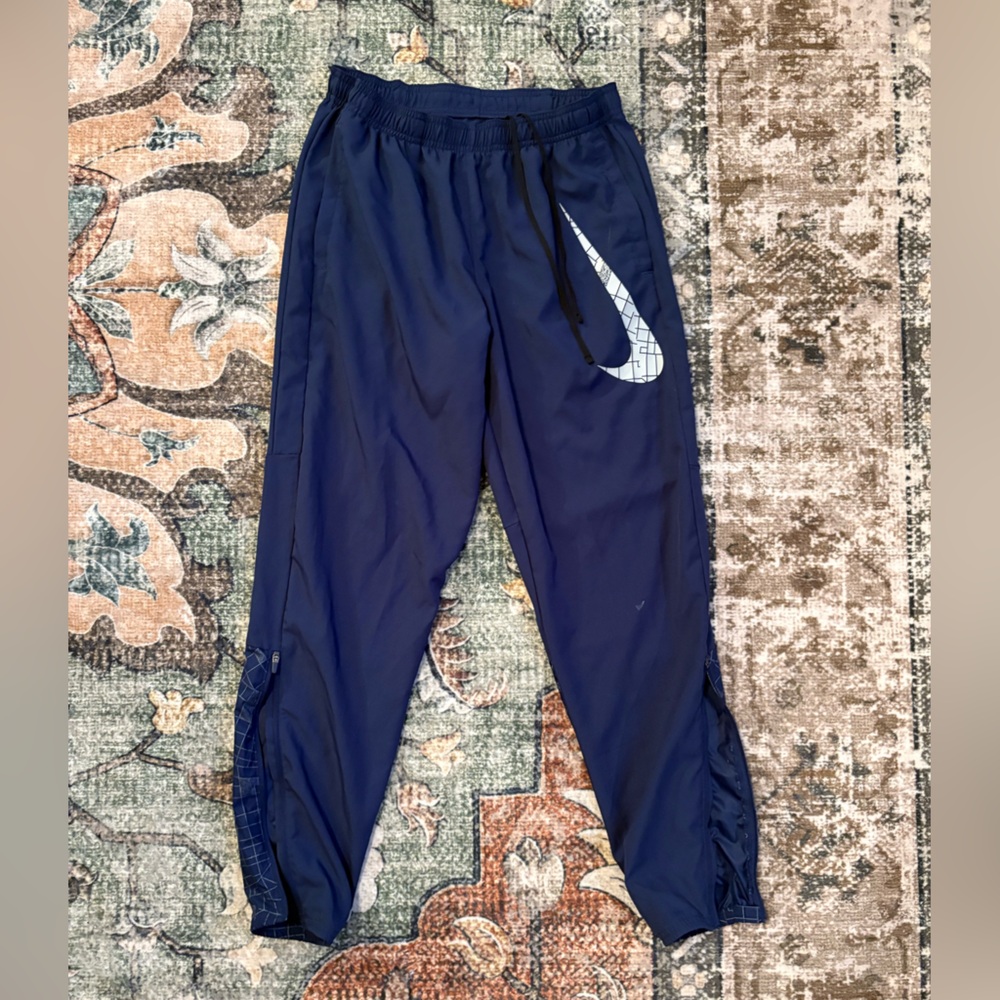 Nike Dri-FIT Navy Sportswear
